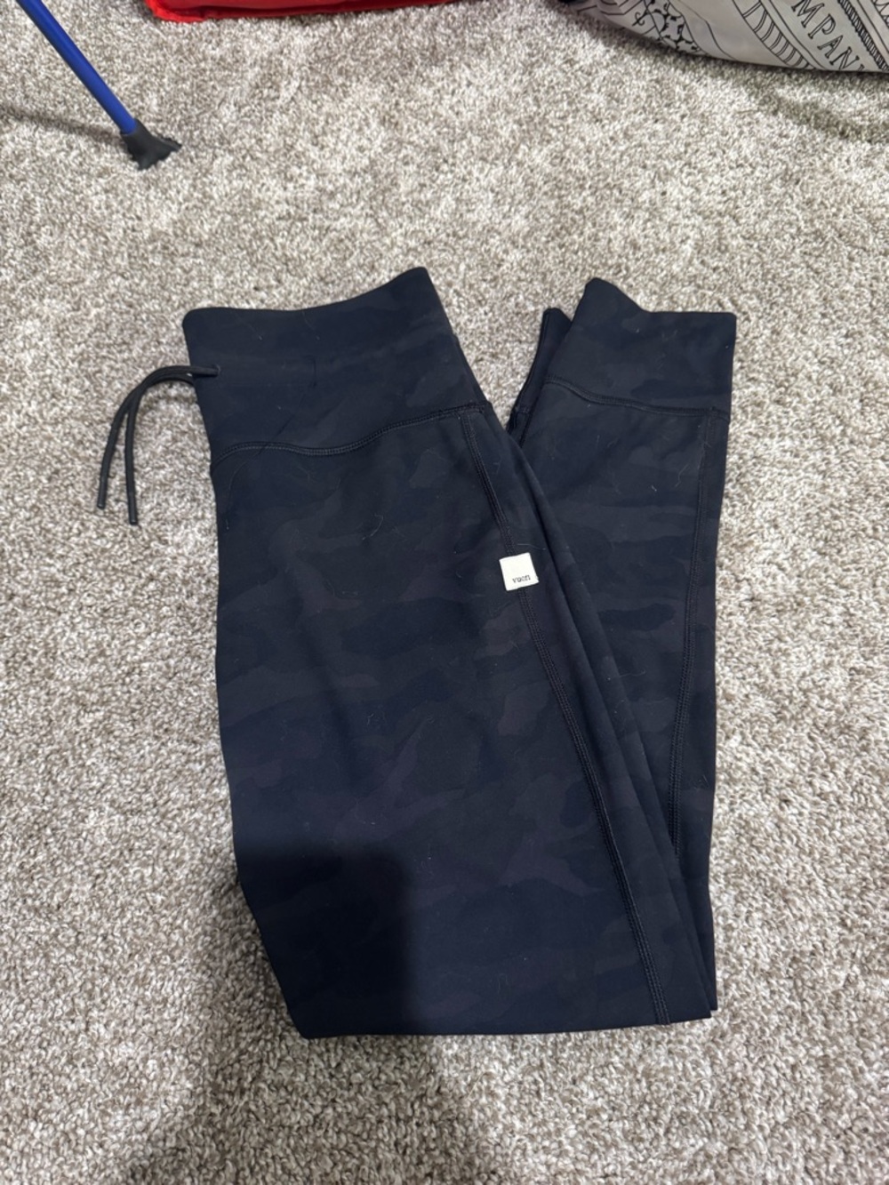 Vuori Camo Leggings Size Medium